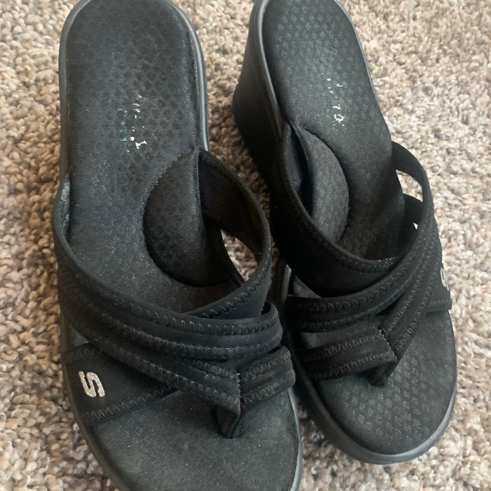 Sketchers wedge heels